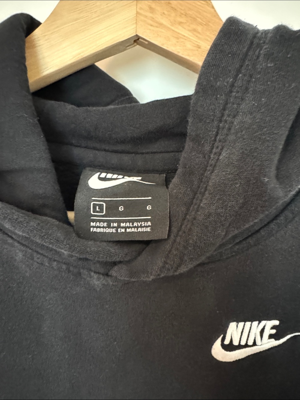 Nike Black Hoodie with White Logo - Picture 2 of 4